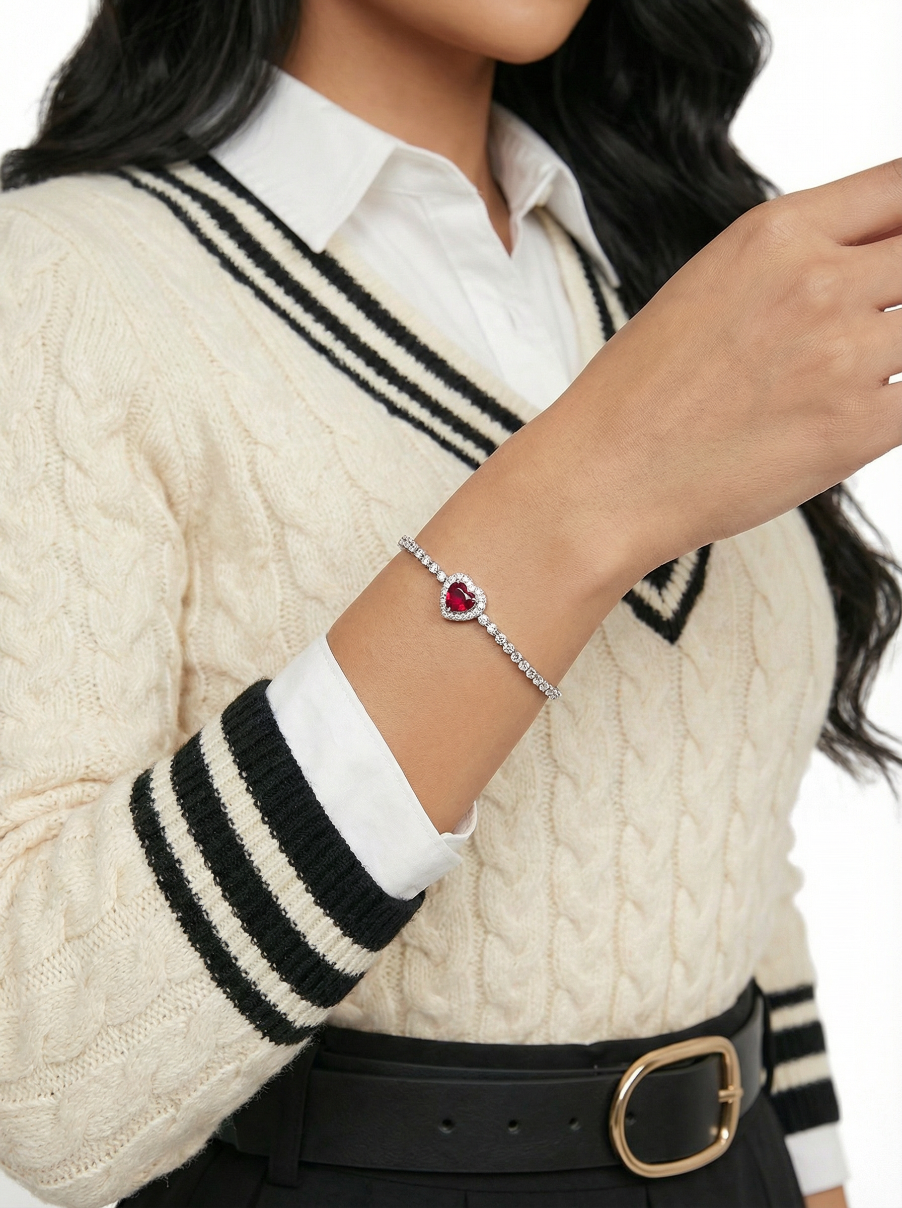 انسيال باندورا القلب احمر