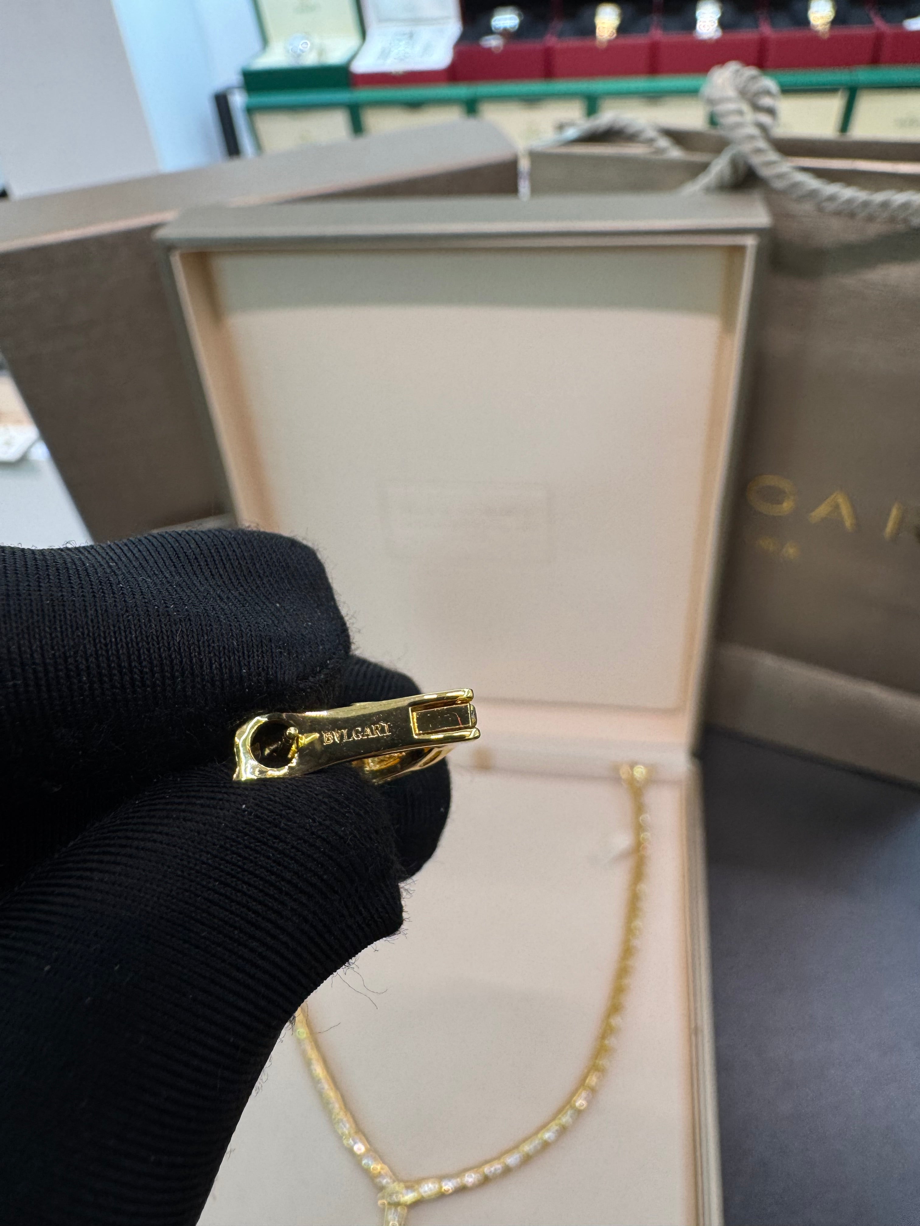 Serpenti-Inspired Drop Necklace Set studded