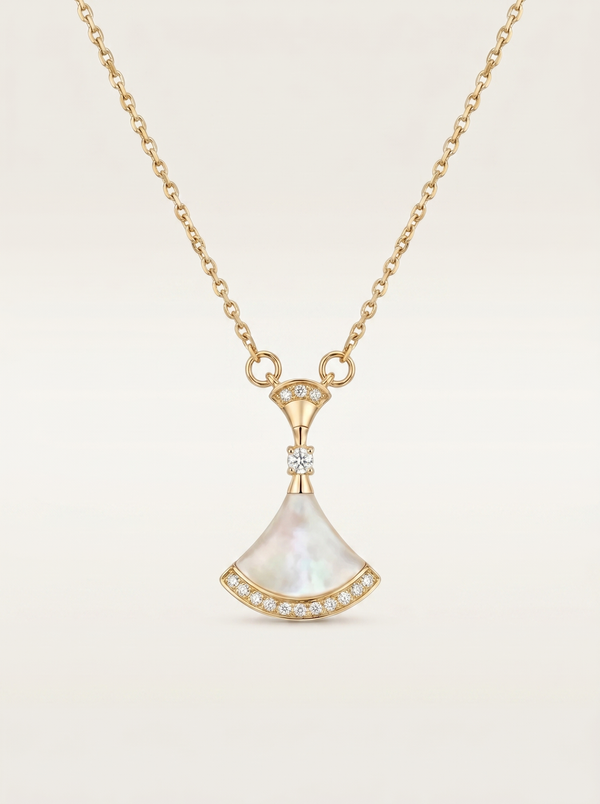 Divas dream necklace